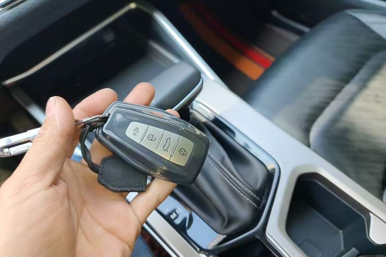 Used Geely Auto Emgrand 2023 4th Generation Champion Edition 1.5L CVT Prestige Model Vehicle Key