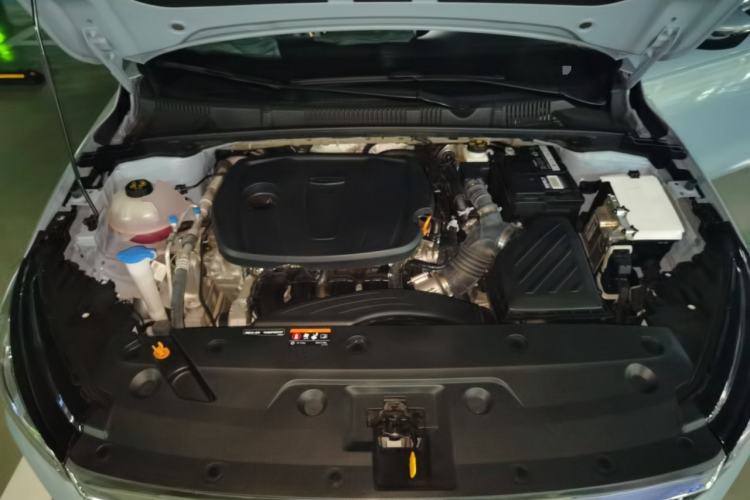 Used Geely Auto Emgrand 2025 4th Generation 1.5L CVT Longteng Edition Engine Bay