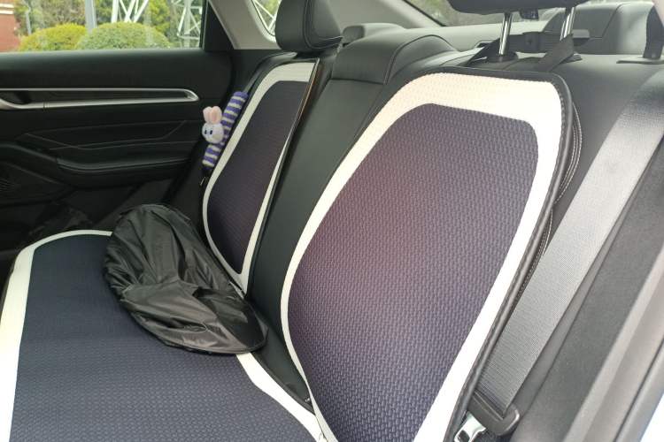 Used Geely Auto Emgrand 2025 4th Generation 1.5L CVT Luxury Version Left Rear Seat