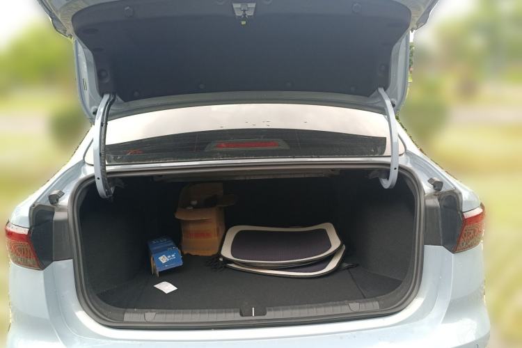 Used Geely Auto Emgrand 2025 4th Generation 1.5L CVT Luxury Version Trunk