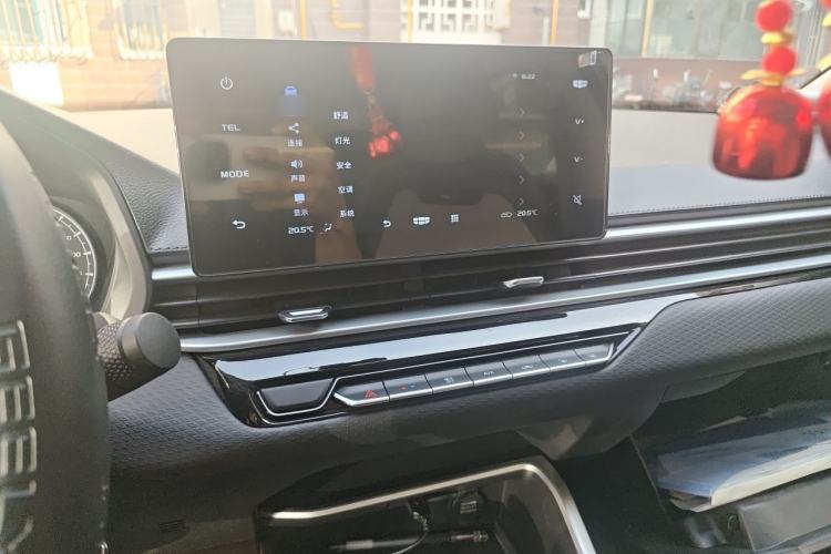 Used Geely Auto Emgrand 2025 4th Generation 1.5L Manual - Starry Edition Audio And AC Panel