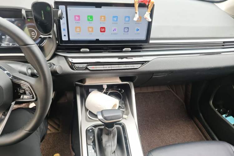 Used Geely Auto Emgrand 2025 4th Generation 1.5L CVT Longteng Edition Audio And AC Panel