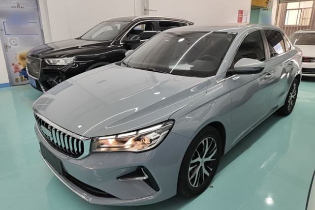 Geely Auto Emgrand 2025 4th Generation 1.5L CVT Longteng Edition usado