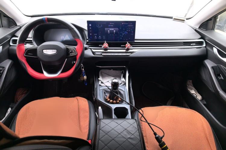 Used Geely Auto Emgrand 2025 4th Generation 1.5L Manual – Dragon Edition Center Console
