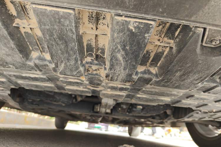 Used Geely Auto Emgrand 2025 4th Generation 1.5L CVT Longteng Edition Chassis Front