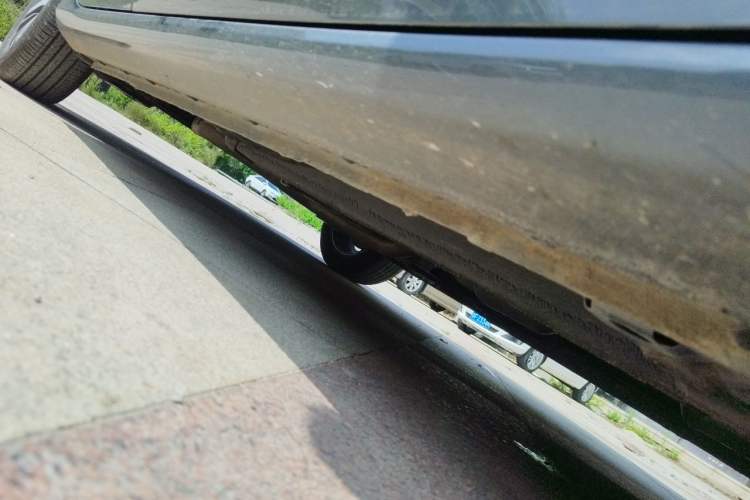 Used Geely Auto Emgrand 2025 4th Generation 1.5L Manual – Dragon Edition Chassis Front Right