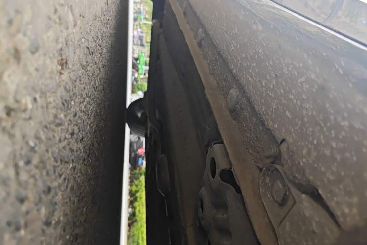 Used Geely Auto Emgrand 2025 4th Generation 1.5L CVT Longteng Edition Chassis Front Right