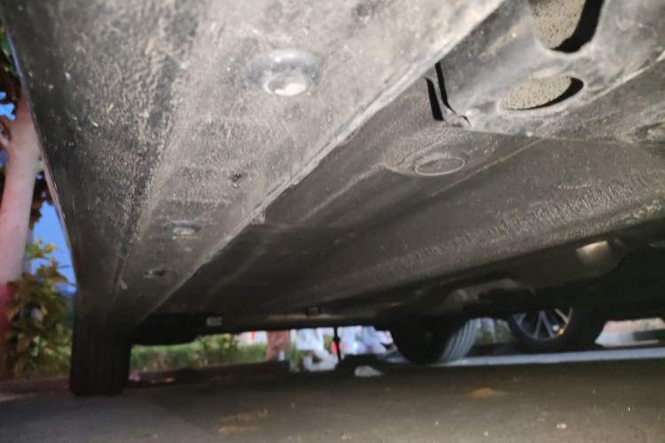 Used Geely Auto Emgrand 2025 4th Generation 1.5L CVT Longteng Edition Chassis Front Right