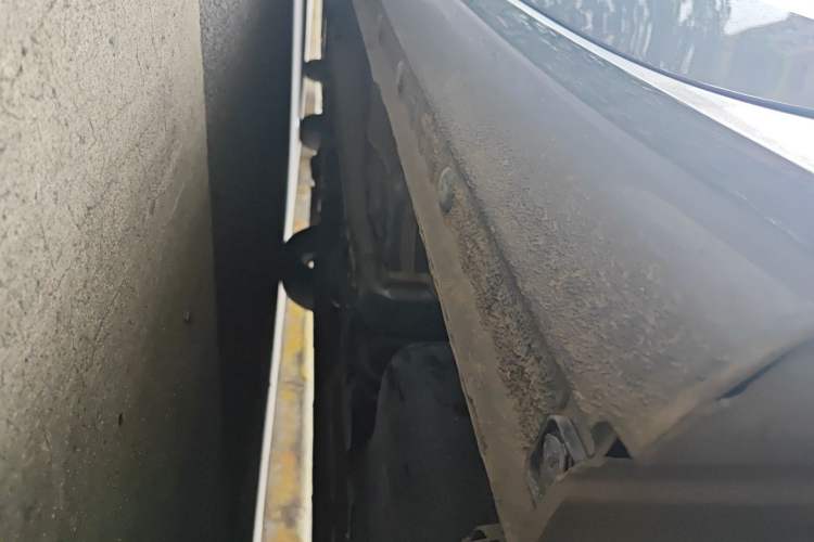 Used Geely Auto Emgrand 2025 4th Generation 1.5L CVT Longteng Edition Chassis Rear Left