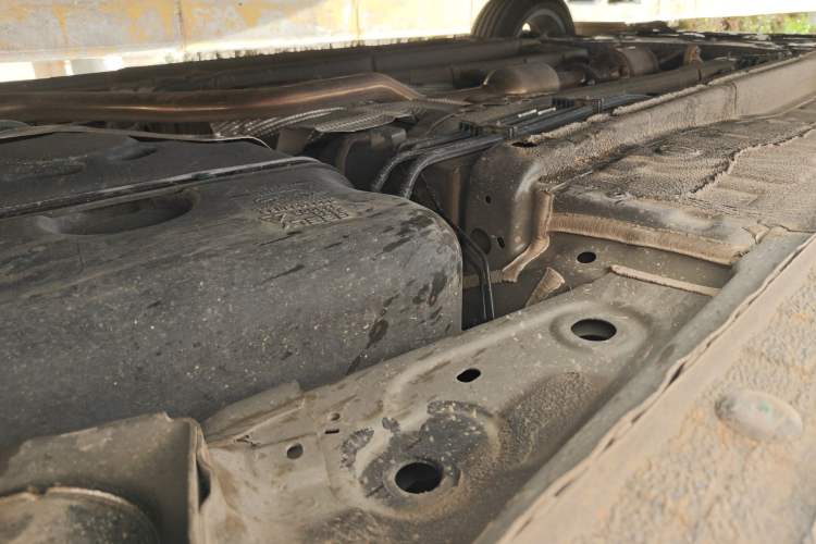 Used Geely Auto Emgrand 2025 4th Generation 1.5L CVT Longteng Edition Chassis Rear Left
