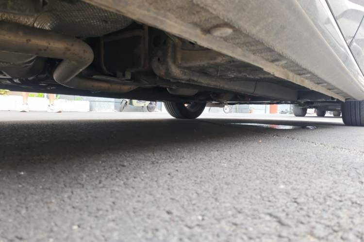 Used Geely Auto Emgrand 2025 4th Generation 1.5L CVT Longteng Edition Chassis Rear Right