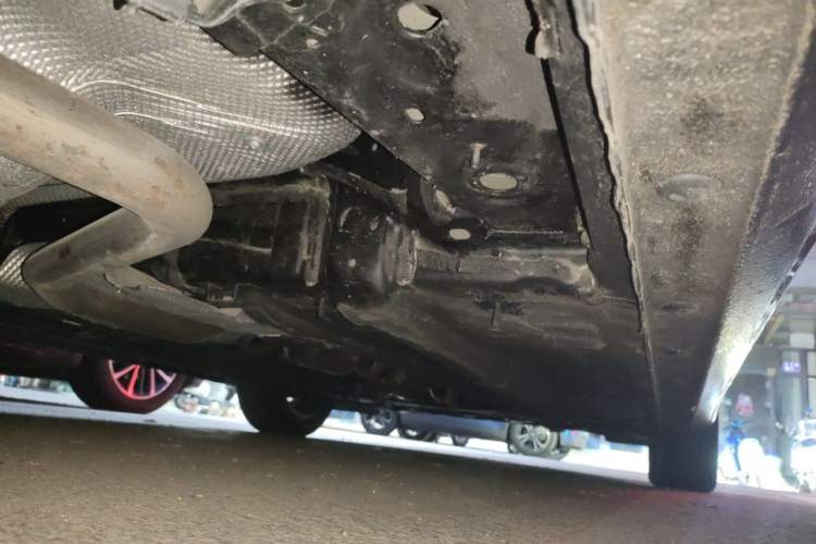 Used Geely Auto Emgrand 2025 4th Generation 1.5L CVT Longteng Edition Chassis Rear Right