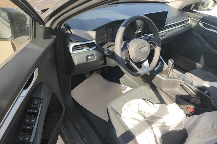 Used Geely Auto Emgrand 2025 4th Generation 1.5L Manual - Starry Edition Driver Seat