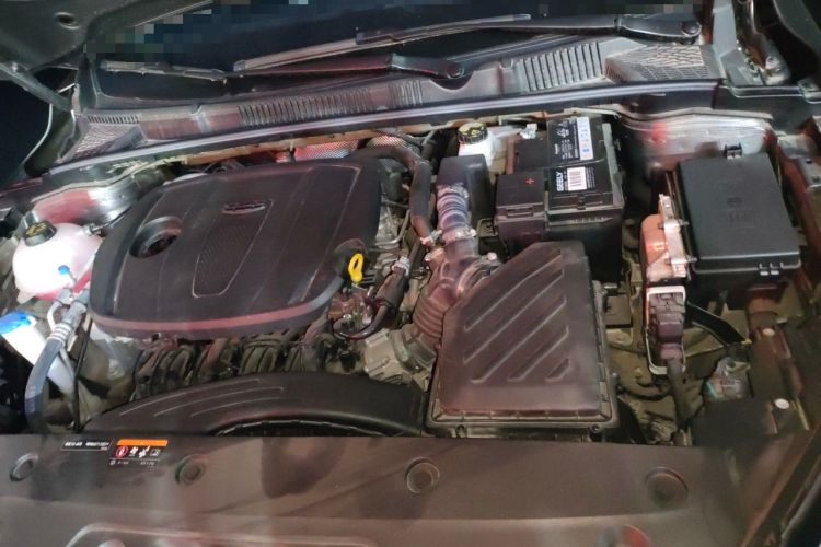 Used Geely Auto Emgrand 2025 4th Generation 1.5L CVT Longteng Edition Engine Bay Left