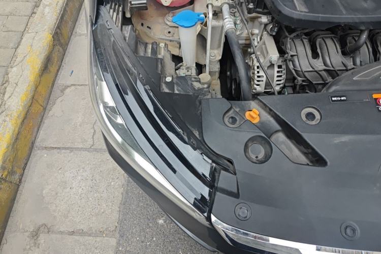 Used Geely Auto Emgrand 2025 4th Generation 1.5L CVT Longteng Edition Engine Bay Right