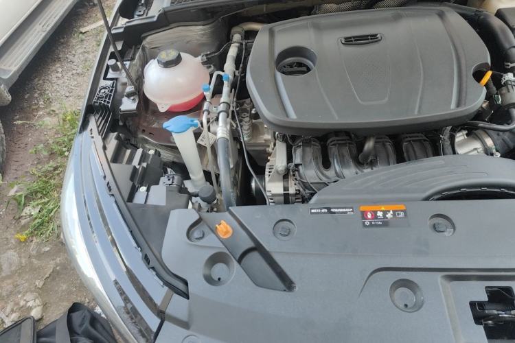 Used Geely Auto Emgrand 2025 4th Generation 1.5L Manual – Dragon Edition Engine Bay Right