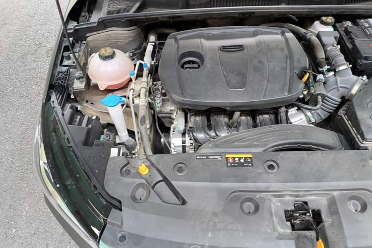 Used Geely Auto Emgrand 2025 4th Generation 1.5L CVT Luxury Version Engine Bay Right