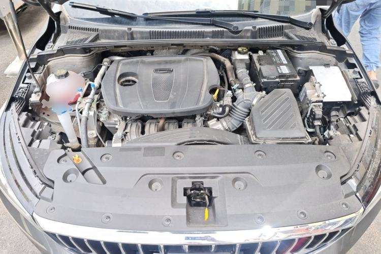 Used Geely Auto Emgrand 2025 4th Generation 1.5L CVT Longteng Edition Engine Bay