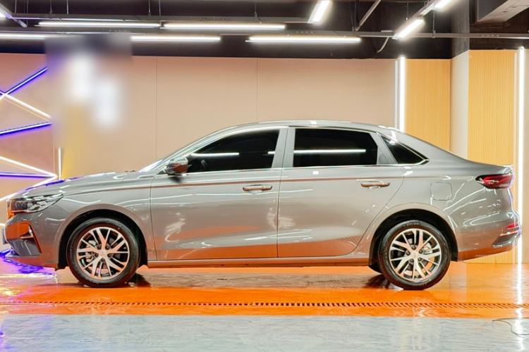 Used Geely Auto Emgrand 2025 4th Generation 1.5L CVT Starry Edition Exterior 1