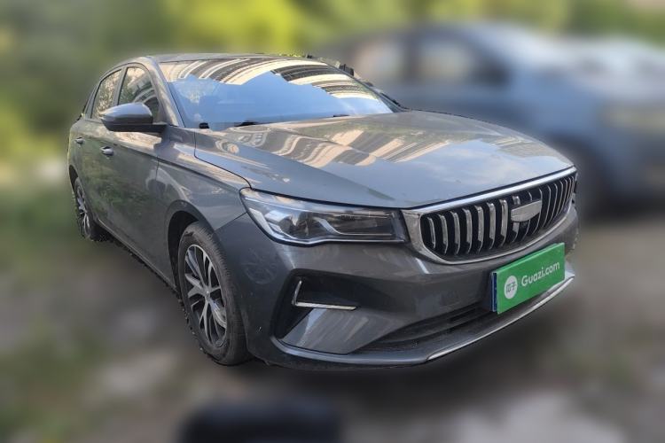 Used Geely Auto Emgrand 2025 4th Generation 1.5L Manual – Dragon Edition Front Right 45 Deg