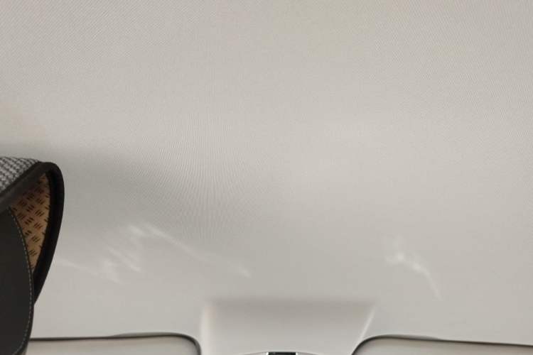 Used Geely Auto Emgrand 2025 4th Generation 1.5L Manual – Dragon Edition Headliner