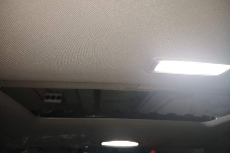 Used Geely Auto Emgrand 2025 4th Generation 1.5L CVT Luxury Version Headliner