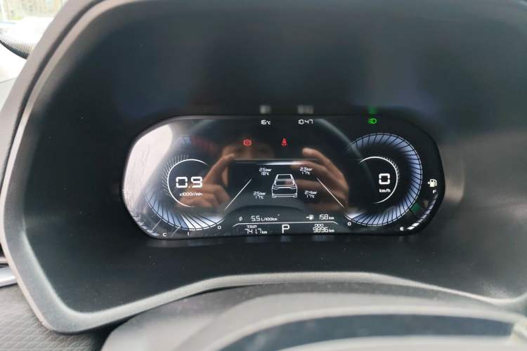 Used Geely Auto Emgrand 2025 4th Generation 1.5L CVT Luxury Version Instrument Cluster