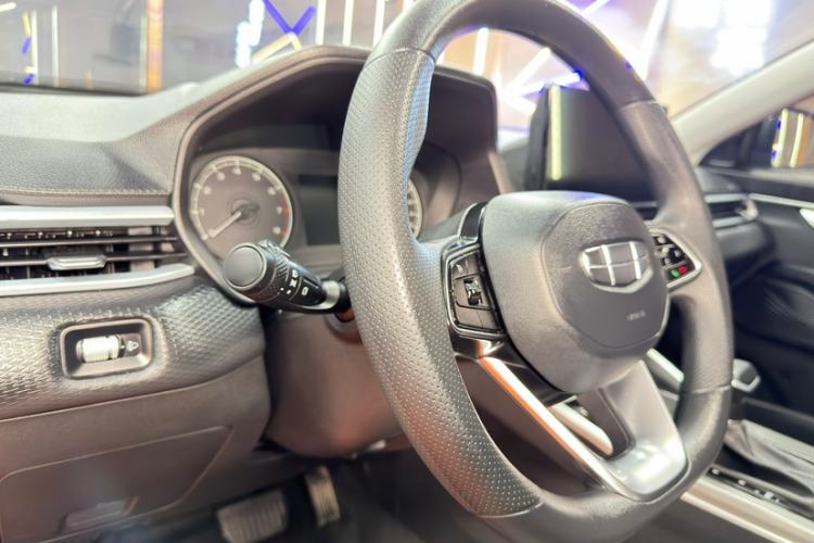 Used Geely Auto Emgrand 2025 4th Generation 1.5L CVT Starry Edition Interior 1