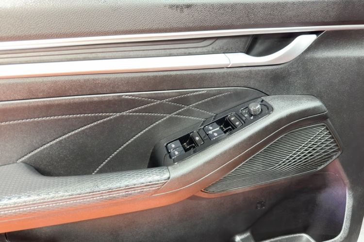 Used Geely Auto Emgrand 2025 4th Generation 1.5L CVT Starry Edition Interior 10