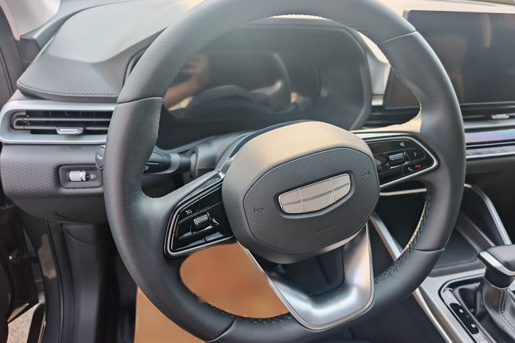 Used Geely Auto Emgrand 2025 4th Generation 1.5L CVT Luxury Version Interior 2