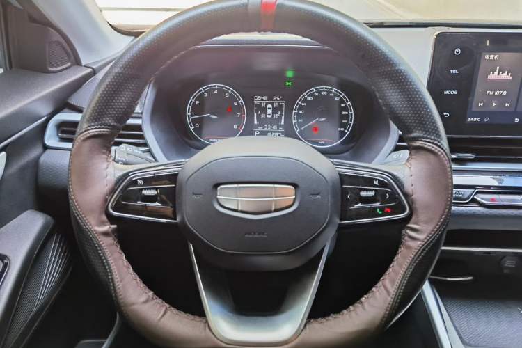 Used Geely Auto Emgrand 2025 4th Generation 1.5L CVT Starry Edition Interior 5