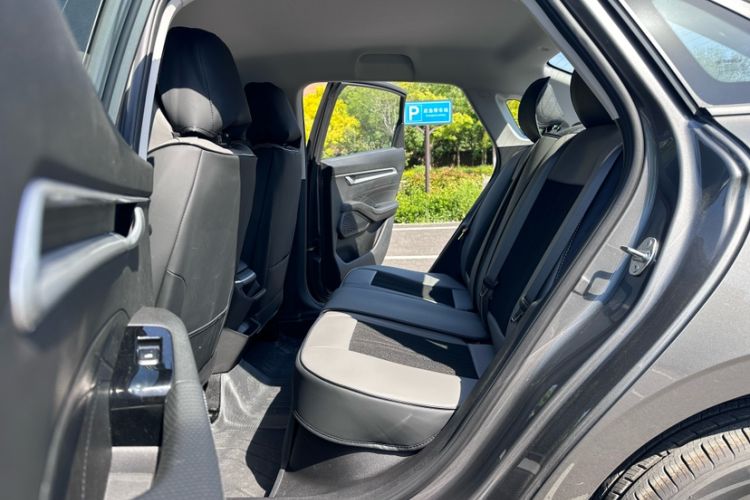 Used Geely Auto Emgrand 2025 4th Generation 1.5L Manual - Starry Edition Interior 6