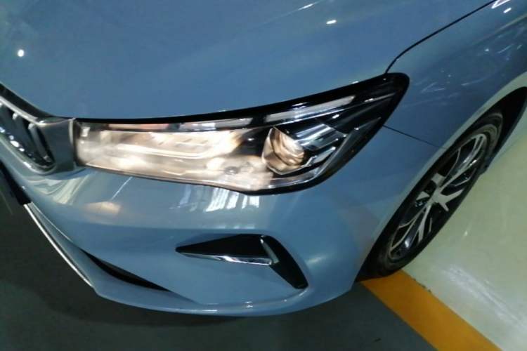 Used Geely Auto Emgrand 2025 4th Generation 1.5L CVT Starry Edition Left Front Headlight