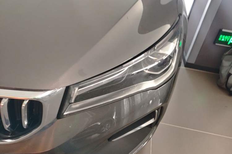 Used Geely Auto Emgrand 2025 4th Generation 1.5L CVT Luxury Version Left Front Headlight