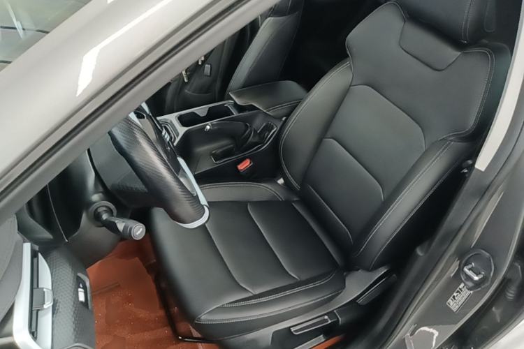 Used Geely Auto Emgrand 2025 4th Generation 1.5L Manual – Dragon Edition Left Front Seat