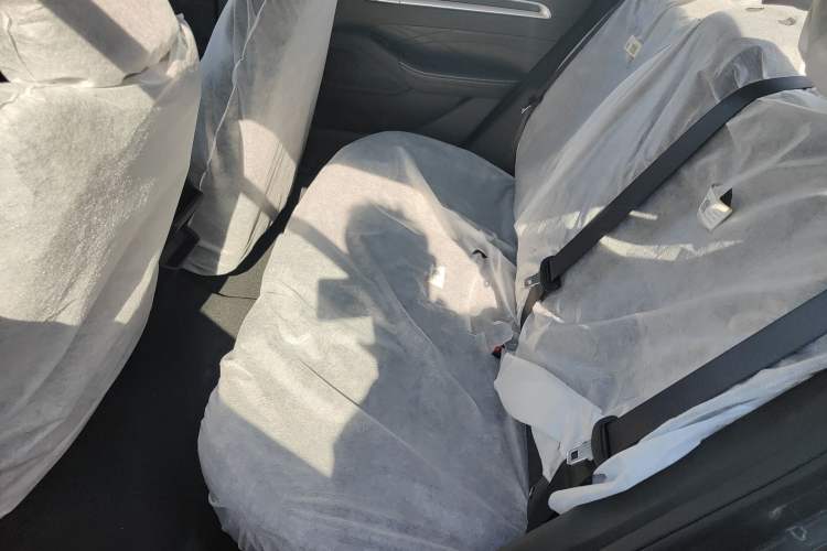 Used Geely Auto Emgrand 2025 4th Generation 1.5L Manual - Starry Edition Left Rear Seat