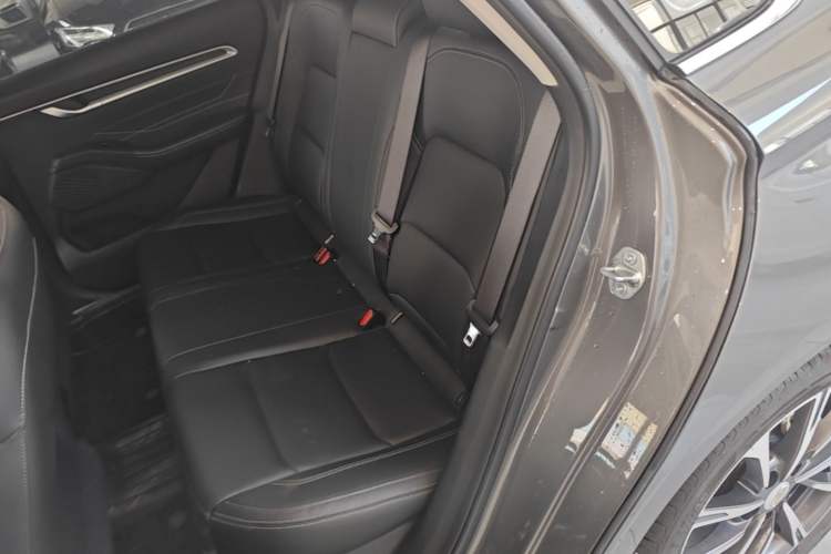 Used Geely Auto Emgrand 2025 4th Generation 1.5L CVT Luxury Version Left Rear Seat