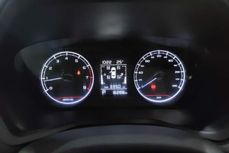 Used Geely Auto Emgrand 2025 4th Generation 1.5L CVT Starry Edition Odometer Close Up