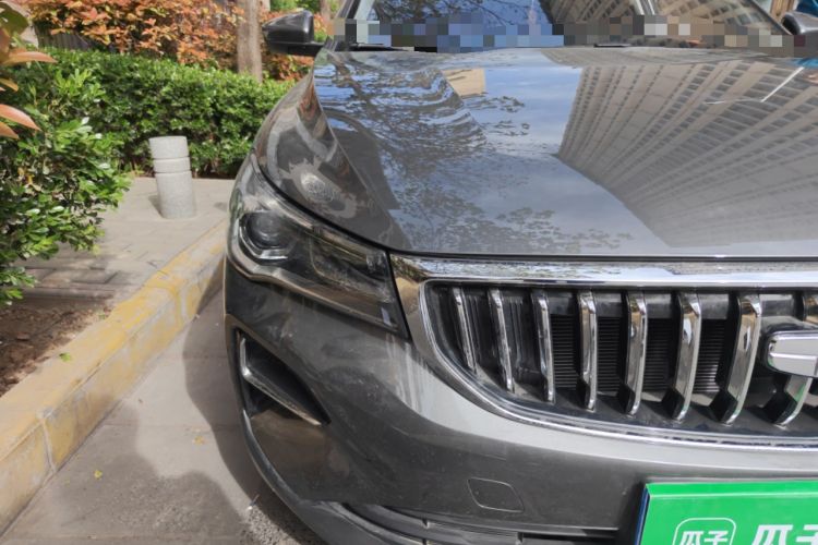 Used Geely Auto Emgrand 2025 4th Generation 1.5L CVT Longteng Edition Right Front Headlight