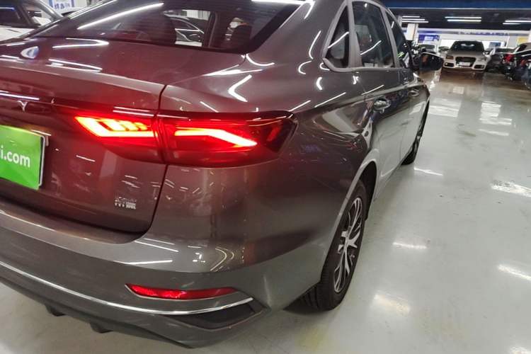 Used Geely Auto Emgrand 2025 4th Generation 1.5L CVT Longteng Edition Right Rear Taillight