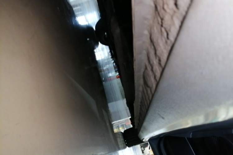 Used Geely Auto Emgrand 2025 4th Generation 1.5L CVT Starry Edition Right Side Sill