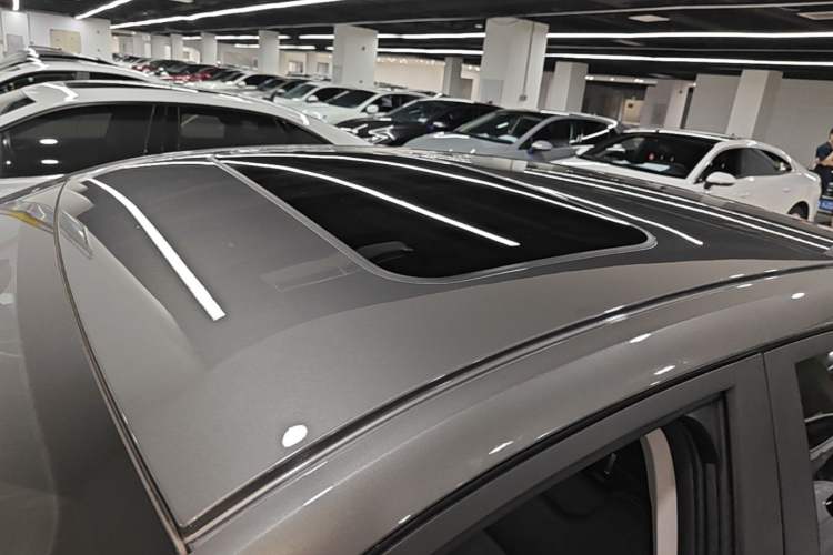 Used Geely Auto Emgrand 2025 4th Generation 1.5L CVT Luxury Version Roof
