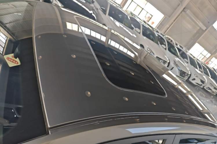 Used Geely Auto Emgrand 2025 4th Generation 1.5L CVT Luxury Version Roof