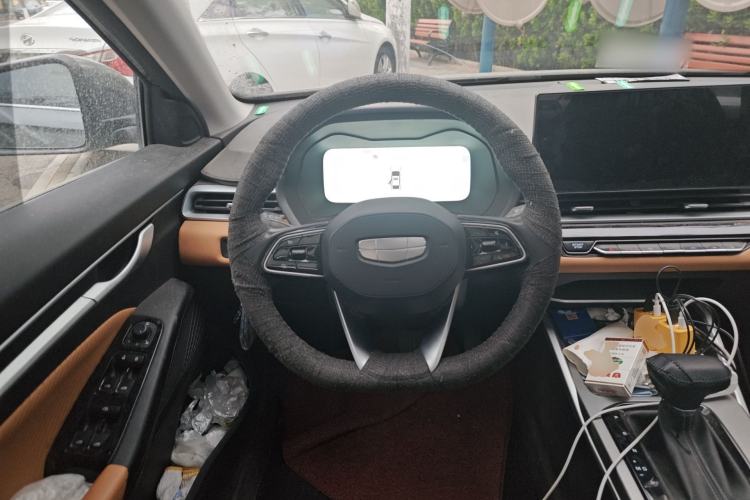 Used Geely Auto Emgrand 2025 4th Generation 1.5L CVT Flagship Version Steering Wheel