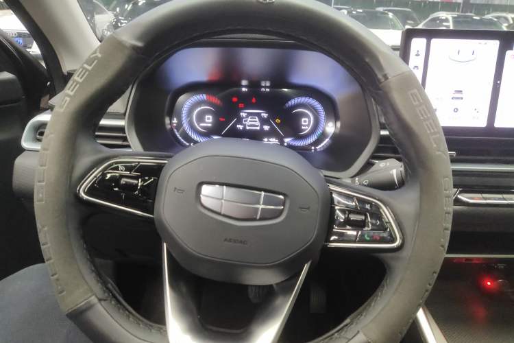 Used Geely Auto Emgrand 2025 4th Generation 1.5L CVT Luxury Version Steering Wheel