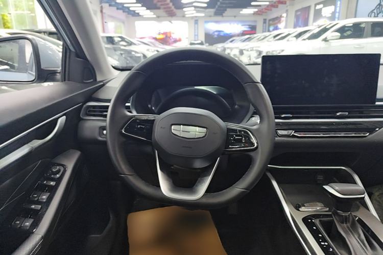 Used Geely Auto Emgrand 2025 4th Generation 1.5L CVT Longteng Edition Steering Wheel