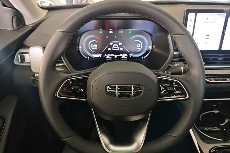 Used Geely Auto Emgrand 2025 4th Generation 1.5L CVT Luxury Version Steering Wheel