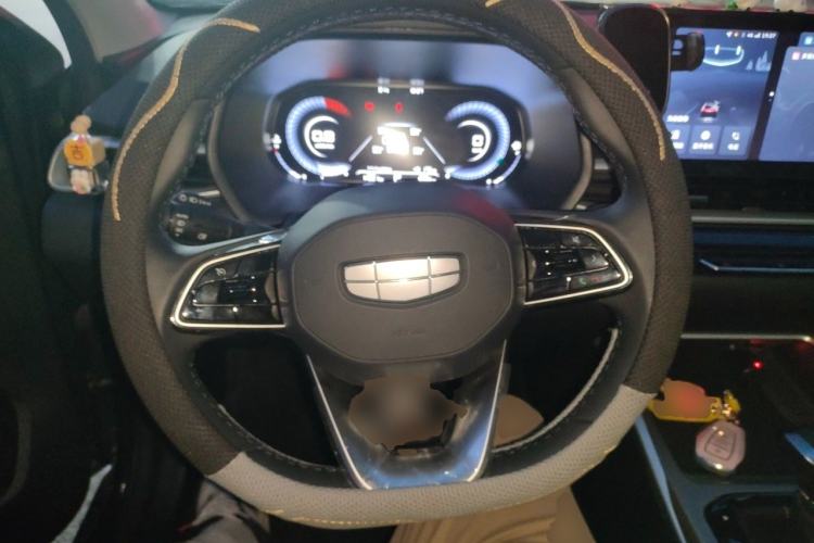 Used Geely Auto Emgrand 2025 4th Generation 1.5L CVT Longteng Edition Steering Wheel