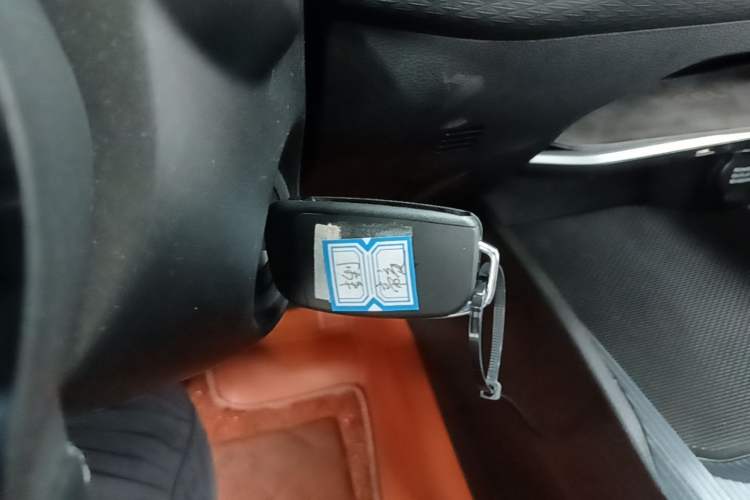 Used Geely Auto Emgrand 2025 4th Generation 1.5L Manual – Dragon Edition Vehicle Key