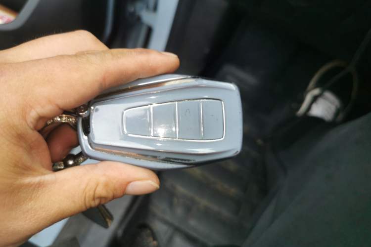 Used Geely Auto Emgrand 2025 4th Generation 1.5L CVT Luxury Version Vehicle Key